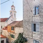 Kika Luxury Oldtown Appartamento *