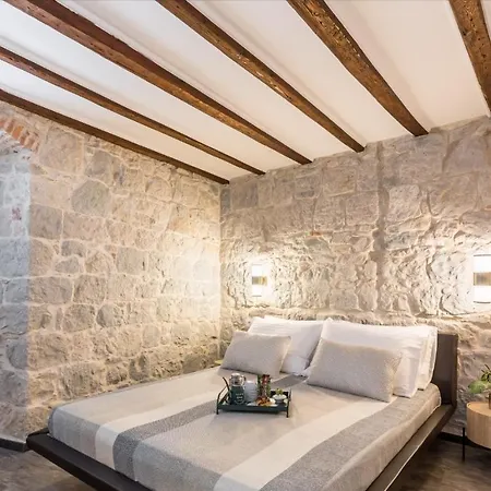 Apartment Kika Luxury Oldtown Split