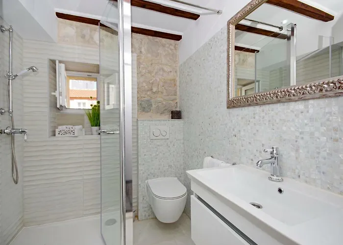 Kika Luxury Oldtown ספליט