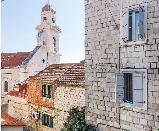 Kika Luxury Oldtown דירה *